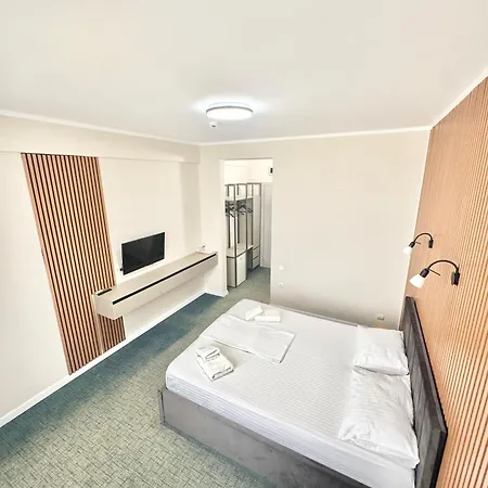Hotel Promenada 3*